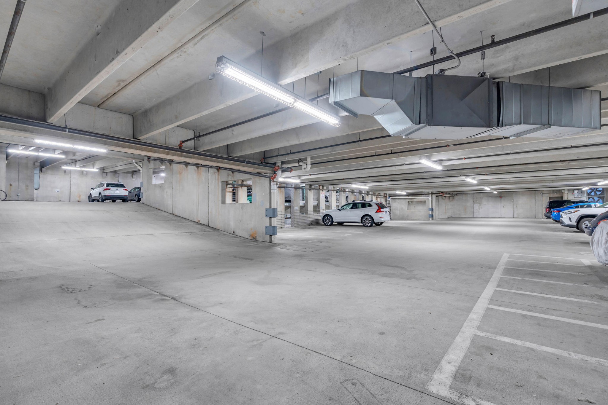 Chattanooga, Tennessee, 37403, United States, 2 Bedrooms Bedrooms, ,2.5 BathroomsBathrooms,Residential,Forsale,1963576