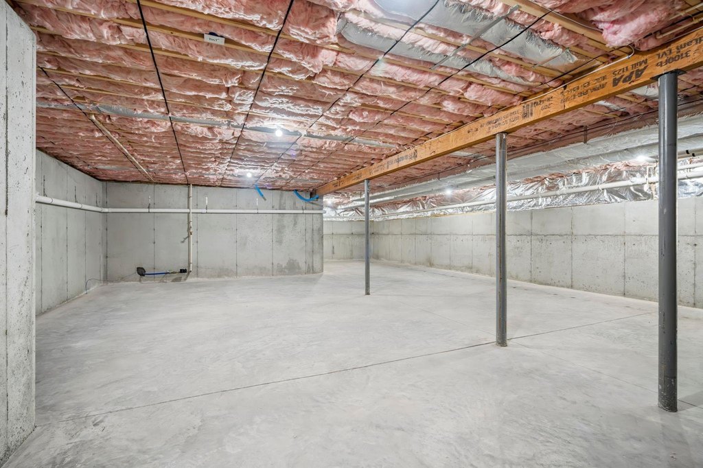 Kittery, Maine, 03905, United States, 3 Bedrooms Bedrooms, ,2.5 BathroomsBathrooms,Residential,Forsale,2002409