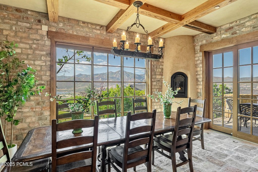 Hideout, Utah, 84036, United States, 5 Bedrooms Bedrooms, ,5.5 BathroomsBathrooms,Residential,Forsale,1994176