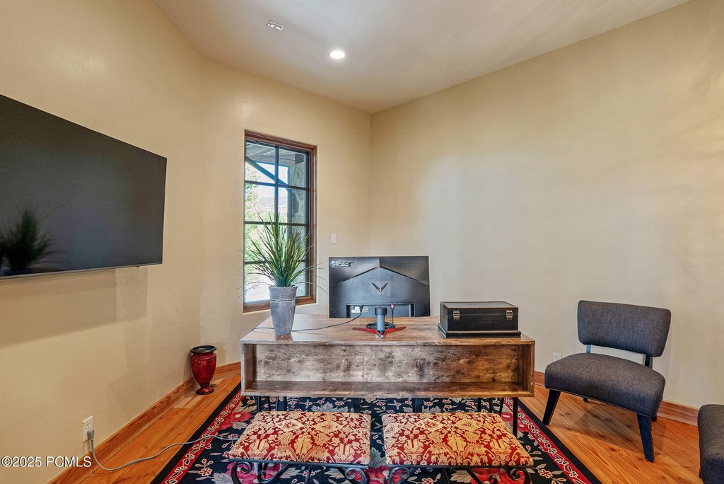 Hideout, Utah, 84036, United States, 5 Bedrooms Bedrooms, ,5.5 BathroomsBathrooms,Residential,Forsale,1994176