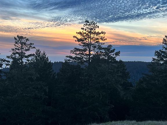 Stewarts Point, California, 95497, United States, 5 Bedrooms Bedrooms, ,2 BathroomsBathrooms,Residential,Forsale,1953142