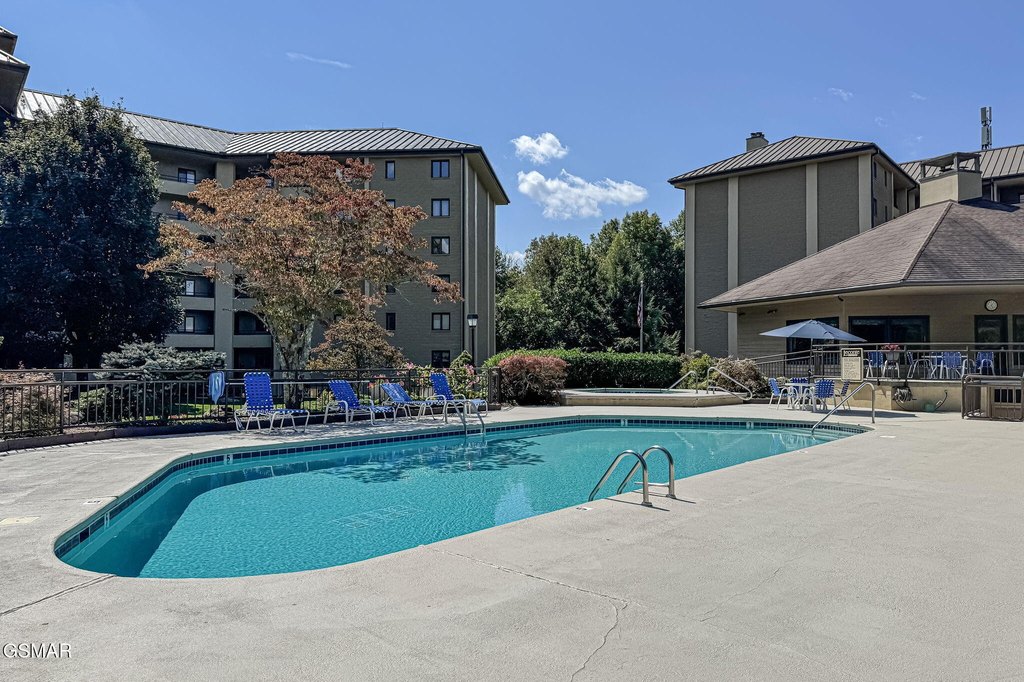 Gatlinburg, Tennessee, 37738, United States, 3 Bedrooms Bedrooms, ,2.5 BathroomsBathrooms,Residential,Forsale,1973591