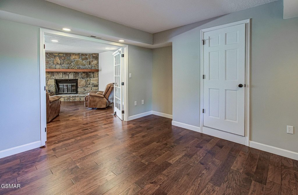 Gatlinburg, Tennessee, 37738, United States, 3 Bedrooms Bedrooms, ,2.5 BathroomsBathrooms,Residential,Forsale,1973591