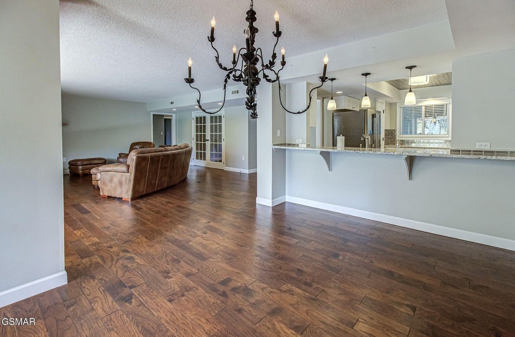 Gatlinburg, Tennessee, 37738, United States, 3 Bedrooms Bedrooms, ,2.5 BathroomsBathrooms,Residential,Forsale,1973591