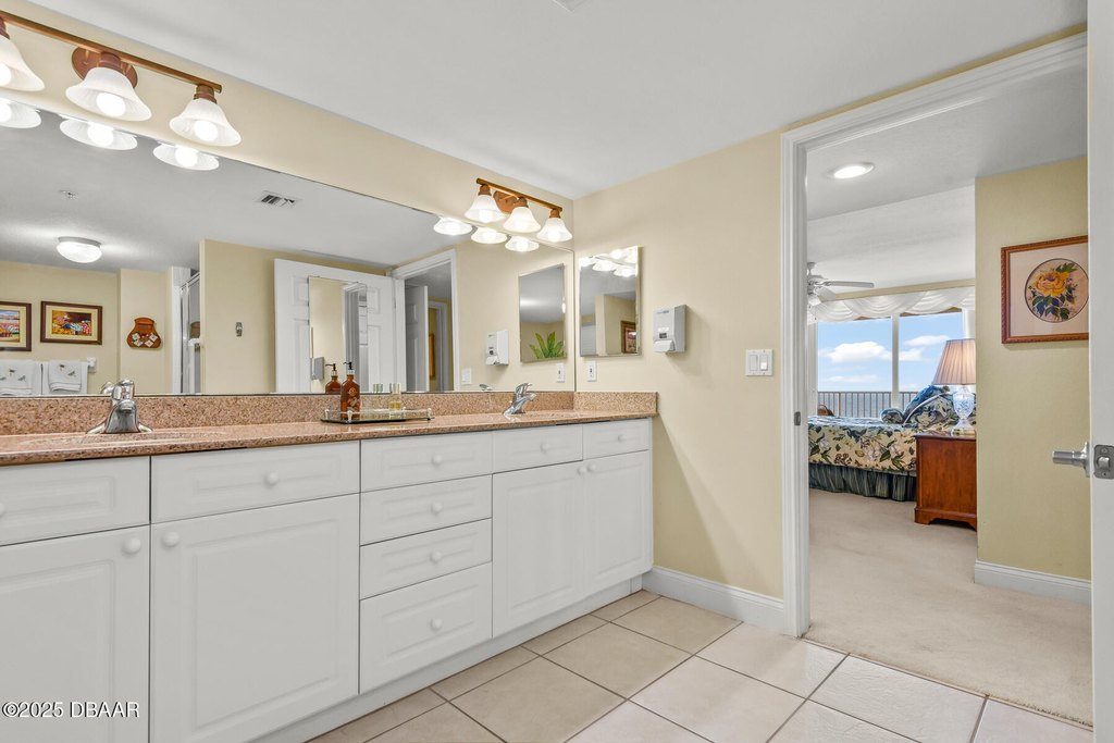 Daytona Beach Shores, Florida, 32118, United States, 3 Bedrooms Bedrooms, ,3 BathroomsBathrooms,Residential,Forsale,1990164