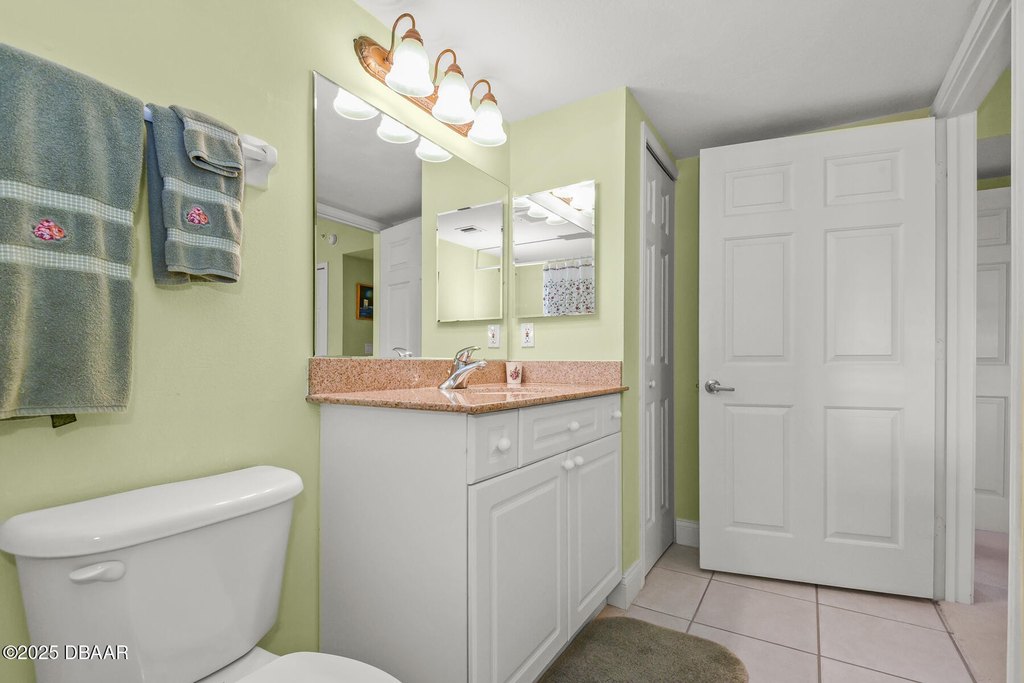 Daytona Beach Shores, Florida, 32118, United States, 3 Bedrooms Bedrooms, ,3 BathroomsBathrooms,Residential,Forsale,1990164