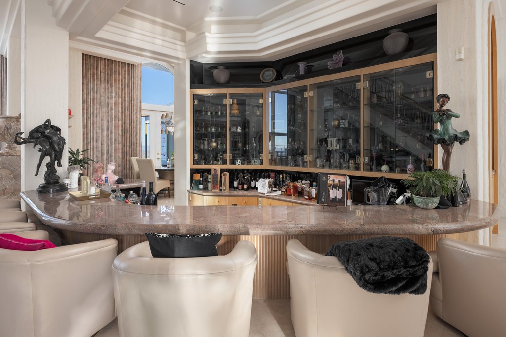 Ooltewah, Tennessee, 37363, United States, 7 Bedrooms Bedrooms, ,8.5 BathroomsBathrooms,Residential,Forsale,2004029