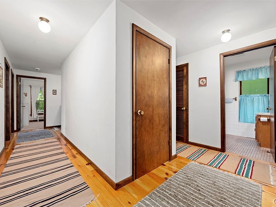 Old Forge, New York, 13420, United States, 8 Bedrooms Bedrooms, ,3 BathroomsBathrooms,Residential,Forsale,1953160