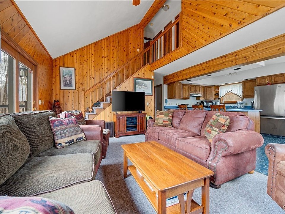 Old Forge, New York, 13420, United States, 4 Bedrooms Bedrooms, ,2 BathroomsBathrooms,Residential,Forsale,1953162