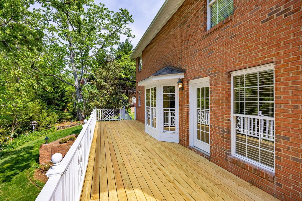 Ringgold, Georgia, 30736, United States, 4 Bedrooms Bedrooms, ,3.5 BathroomsBathrooms,Residential,Forsale,2004679