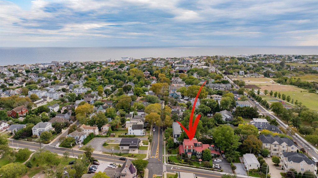 Cape May, New Jersey, 08204, United States, 9 Bedrooms Bedrooms, ,5 BathroomsBathrooms,Residential,Forsale,1967242