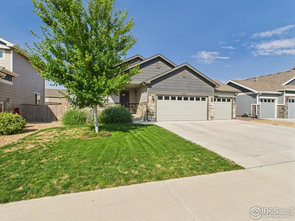 Severance, Colorado, 80550, United States, 4 Bedrooms Bedrooms, ,3 BathroomsBathrooms,Residential,Forsale,1967221