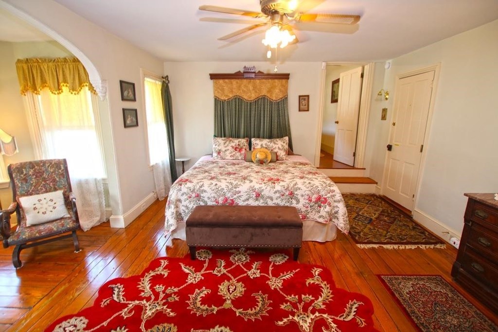 Cape May, New Jersey, 08204, United States, 9 Bedrooms Bedrooms, ,5 BathroomsBathrooms,Residential,Forsale,1967242