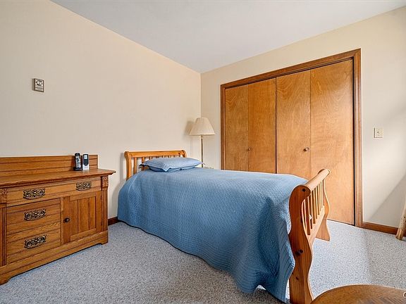Old Forge, New York, 13420, United States, 4 Bedrooms Bedrooms, ,2 BathroomsBathrooms,Residential,Forsale,1953162