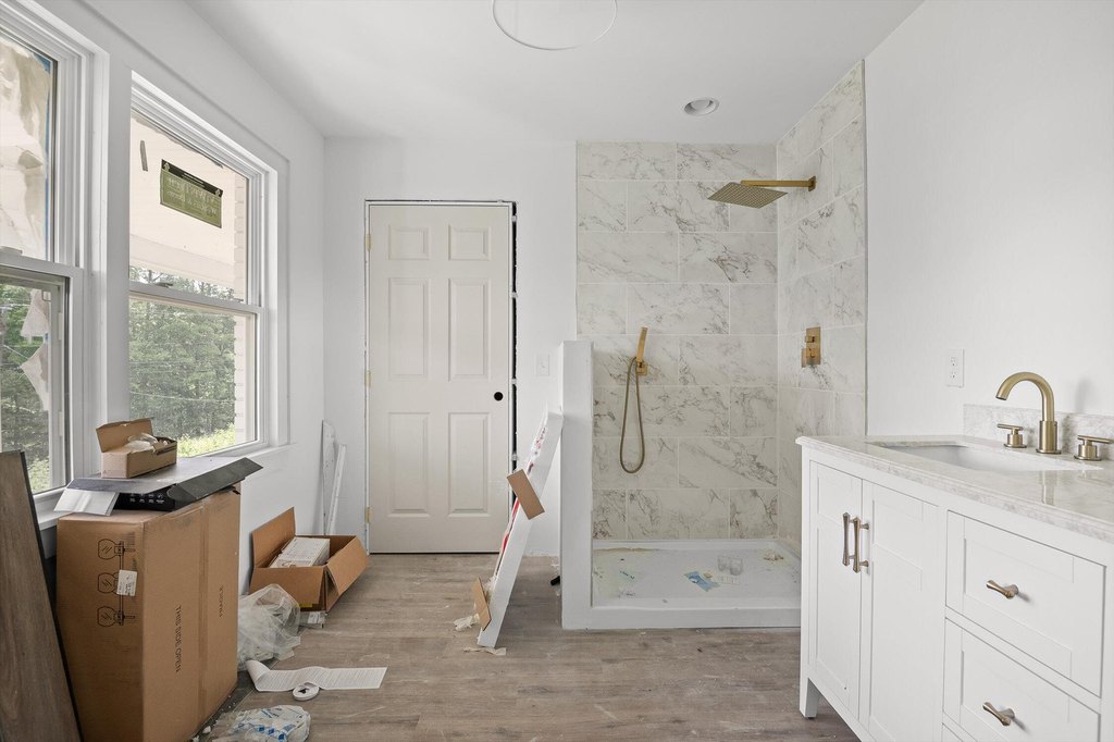 Chattanooga, Tennessee, 37421, United States, 6 Bedrooms Bedrooms, ,5 BathroomsBathrooms,Residential,Forsale,1946769