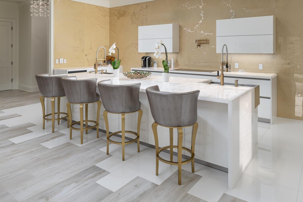 Chattanooga, Tennessee, 37403, United States, 3 Bedrooms Bedrooms, ,3 BathroomsBathrooms,Residential,Forsale,1946638