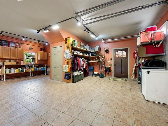 Remsen, New York, 13438, United States, 2 Bedrooms Bedrooms, ,3 BathroomsBathrooms,Residential,Forsale,1953159