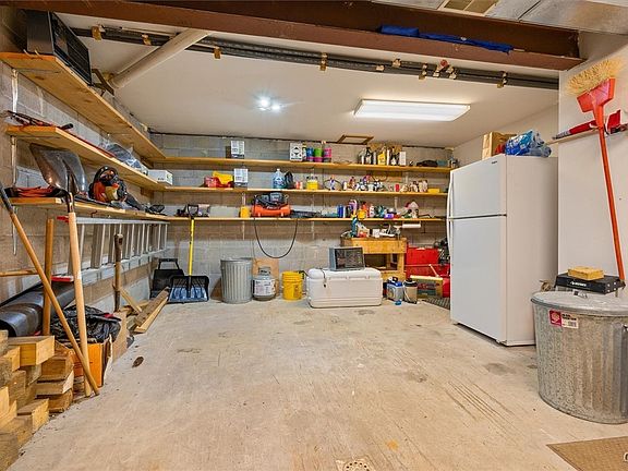Old Forge, New York, 13420, United States, 4 Bedrooms Bedrooms, ,2 BathroomsBathrooms,Residential,Forsale,1953162
