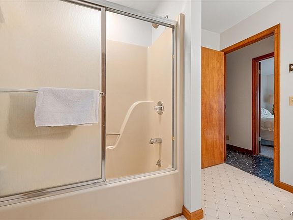 Old Forge, New York, 13420, United States, 4 Bedrooms Bedrooms, ,2 BathroomsBathrooms,Residential,Forsale,1953162