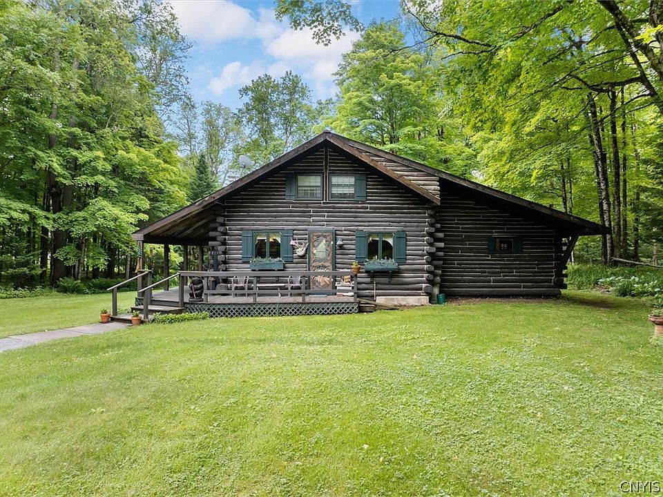 Old Forge, New York, 13420, United States, 3 Bedrooms Bedrooms, ,3 BathroomsBathrooms,Residential,Forsale,1953161