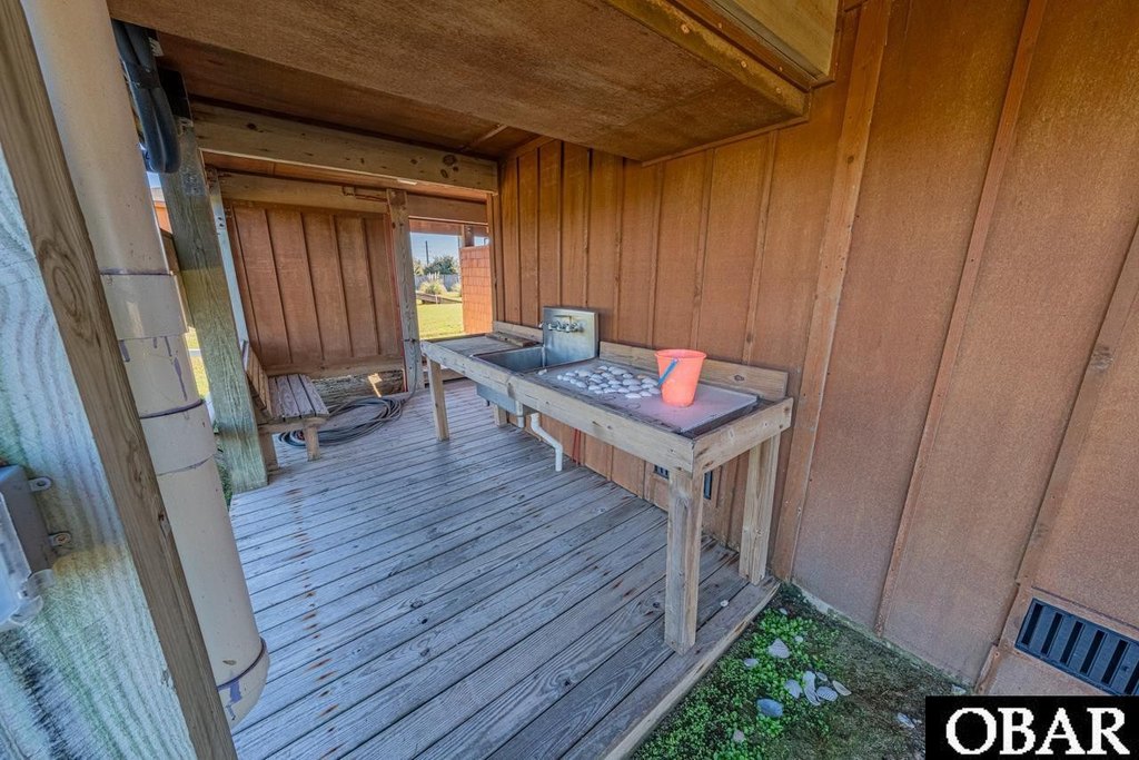 Rodanthe, North Carolina, 27968, United States, 4 Bedrooms Bedrooms, ,4.5 BathroomsBathrooms,Residential,Forsale,1964369