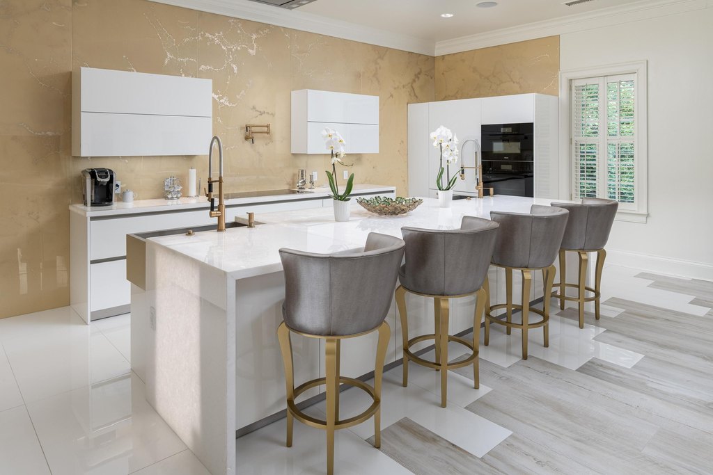 Chattanooga, Tennessee, 37403, United States, 3 Bedrooms Bedrooms, ,3 BathroomsBathrooms,Residential,Forsale,1946638