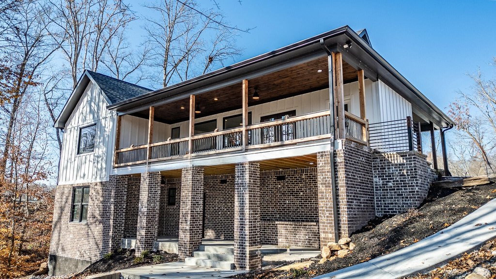 Ten Mile, Tennessee, 37880, United States, 3 Bedrooms Bedrooms, ,3 BathroomsBathrooms,Residential,Forsale,1894351