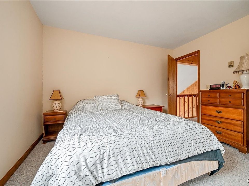 Old Forge, New York, 13420, United States, 4 Bedrooms Bedrooms, ,2 BathroomsBathrooms,Residential,Forsale,1953162