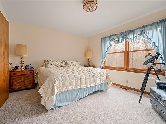 Old Forge, New York, 13420, United States, 4 Bedrooms Bedrooms, ,2 BathroomsBathrooms,Residential,Forsale,1953162
