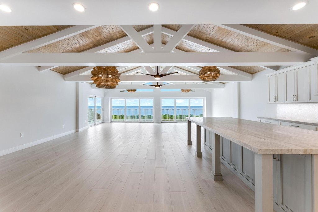 Duck Key, Florida, 33050, United States, 7 Bedrooms Bedrooms, ,6 BathroomsBathrooms,Residential,Forsale,2011103