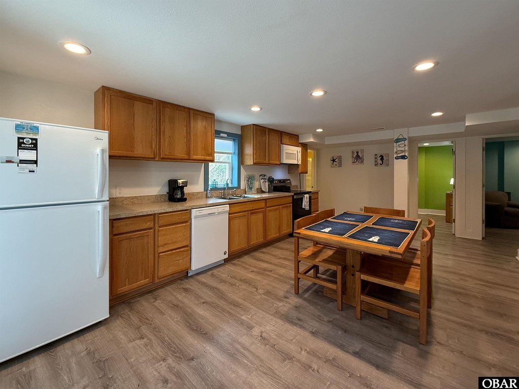 Corolla, North Carolina, 27927, United States, 4 Bedrooms Bedrooms, ,3 BathroomsBathrooms,Residential,Forsale,1964359