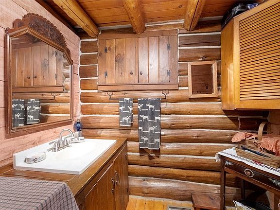 Old Forge, New York, 13420, United States, 3 Bedrooms Bedrooms, ,3 BathroomsBathrooms,Residential,Forsale,1953161