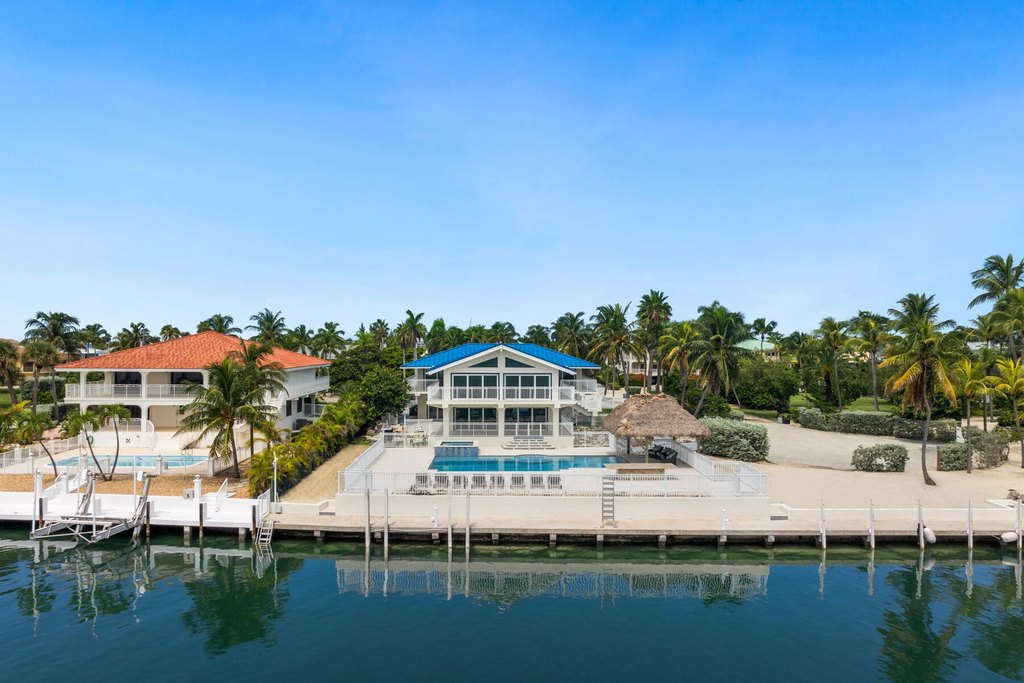 Duck Key, Florida, 33050, United States, 7 Bedrooms Bedrooms, ,6 BathroomsBathrooms,Residential,Forsale,2011103