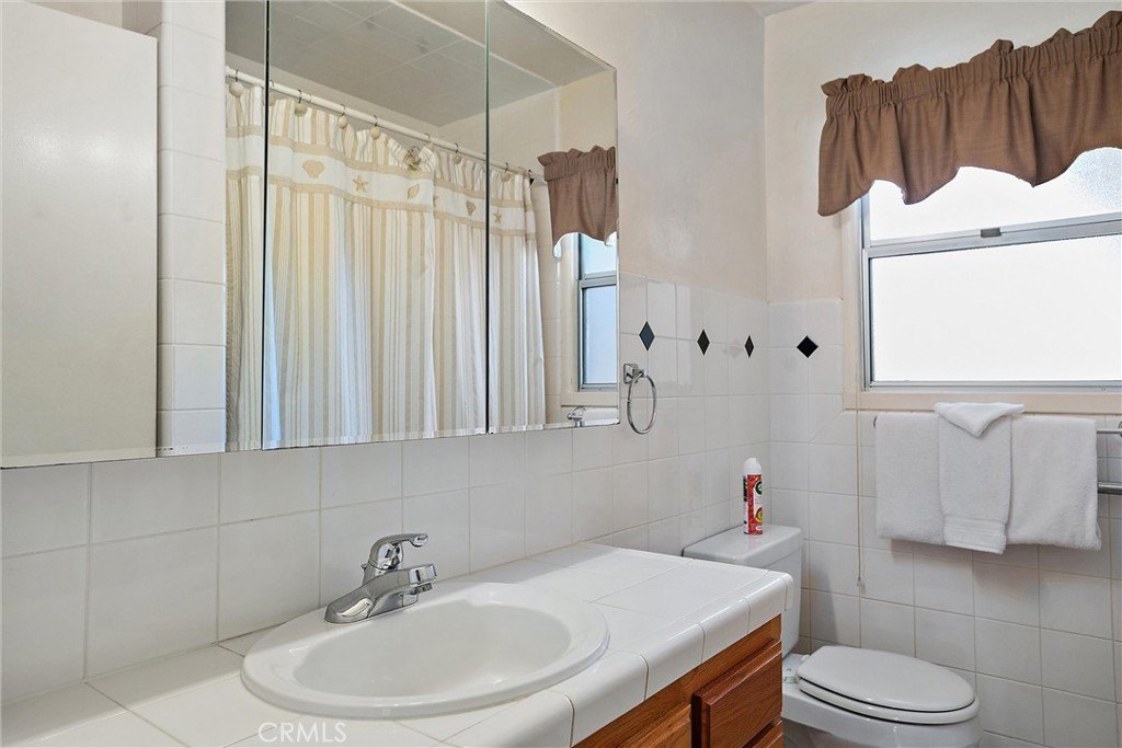 Cayucos, California, 93430, United States, 3 Bedrooms Bedrooms, ,2 BathroomsBathrooms,Residential,Forsale,1929244