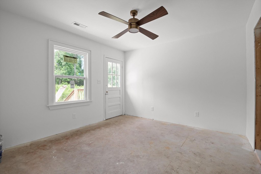 Chattanooga, Tennessee, 37421, United States, 6 Bedrooms Bedrooms, ,5 BathroomsBathrooms,Residential,Forsale,1946769