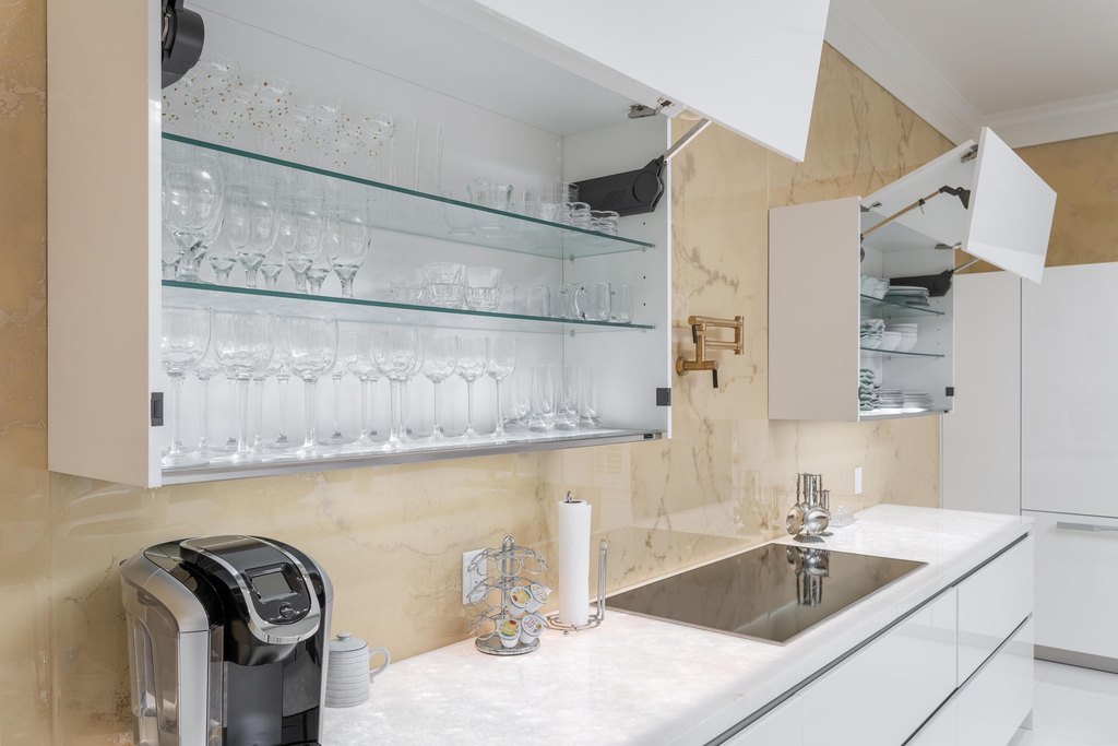 Chattanooga, Tennessee, 37403, United States, 3 Bedrooms Bedrooms, ,3 BathroomsBathrooms,Residential,Forsale,1946638