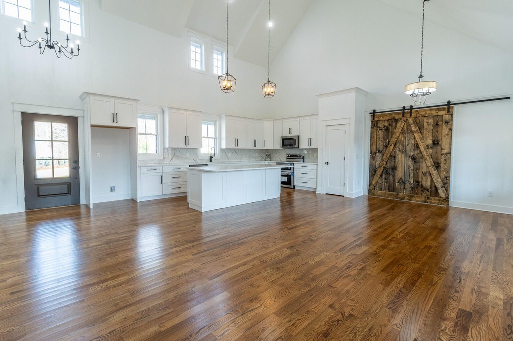 Ten Mile, Tennessee, 37880, United States, 3 Bedrooms Bedrooms, ,3 BathroomsBathrooms,Residential,Forsale,1894351