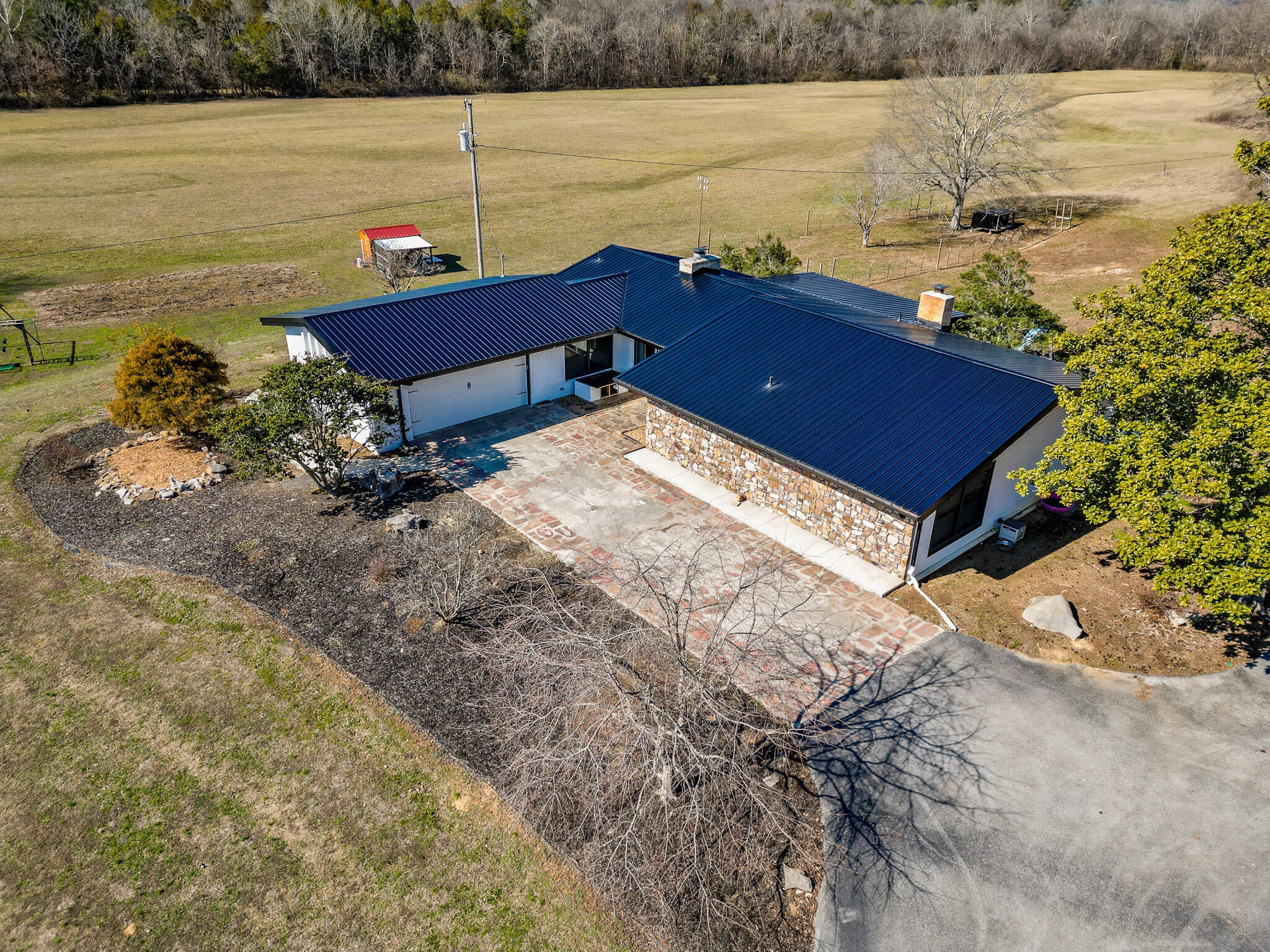 Chickamauga, Georgia, 30707, United States, 4 Bedrooms Bedrooms, ,3 BathroomsBathrooms,Residential,Forsale,2009515