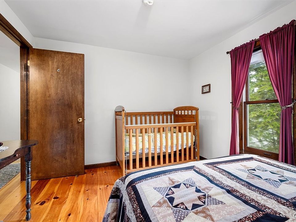 Old Forge, New York, 13420, United States, 8 Bedrooms Bedrooms, ,3 BathroomsBathrooms,Residential,Forsale,1953160
