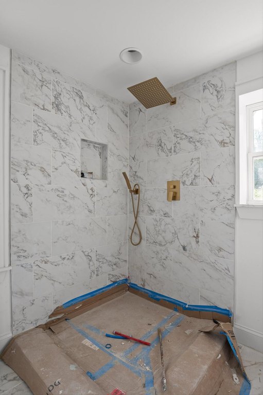 Chattanooga, Tennessee, 37421, United States, 6 Bedrooms Bedrooms, ,5 BathroomsBathrooms,Residential,Forsale,1946769