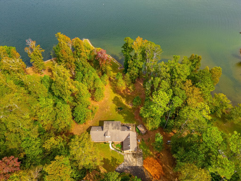 Harrison, Tennessee, 37341, United States, 4 Bedrooms Bedrooms, ,2.5 BathroomsBathrooms,Residential,Forsale,1894373