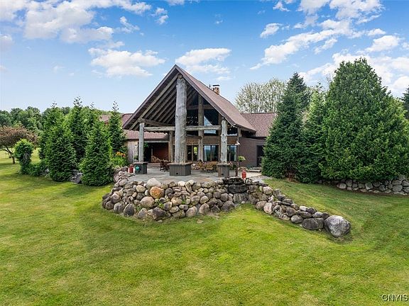 Remsen, New York, 13438, United States, 2 Bedrooms Bedrooms, ,3 BathroomsBathrooms,Residential,Forsale,1953159