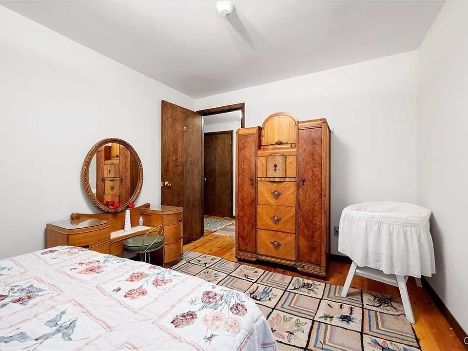 Old Forge, New York, 13420, United States, 8 Bedrooms Bedrooms, ,3 BathroomsBathrooms,Residential,Forsale,1953160
