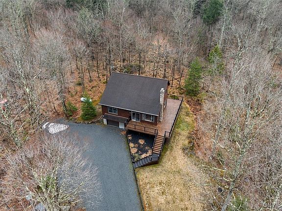 Old Forge, New York, 13420, United States, 4 Bedrooms Bedrooms, ,2 BathroomsBathrooms,Residential,Forsale,1953162