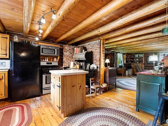 Old Forge, New York, 13420, United States, 3 Bedrooms Bedrooms, ,3 BathroomsBathrooms,Residential,Forsale,1953161