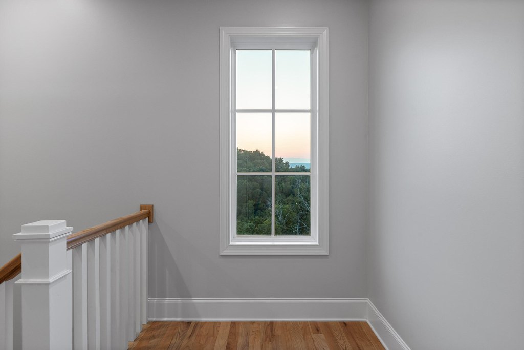 Chattanooga, Tennessee, 37405, United States, 4 Bedrooms Bedrooms, ,5.5 BathroomsBathrooms,Residential,Forsale,1894346