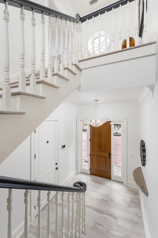 Chattanooga, Tennessee, 37403, United States, 3 Bedrooms Bedrooms, ,3 BathroomsBathrooms,Residential,Forsale,1946638