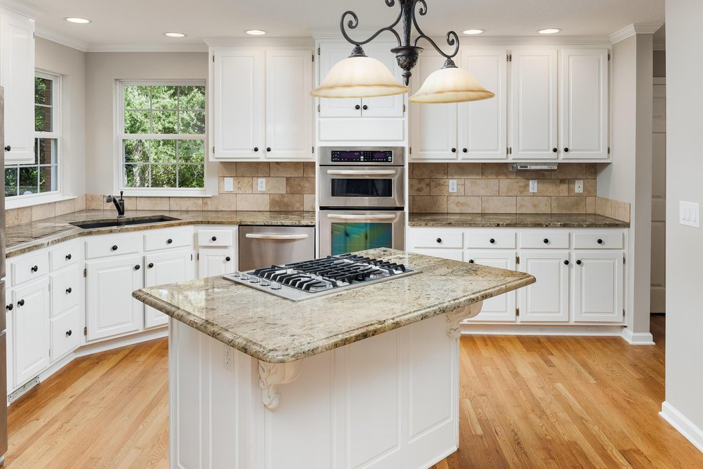 Ringgold, Georgia, 30736, United States, 4 Bedrooms Bedrooms, ,3.5 BathroomsBathrooms,Residential,Forsale,2004679