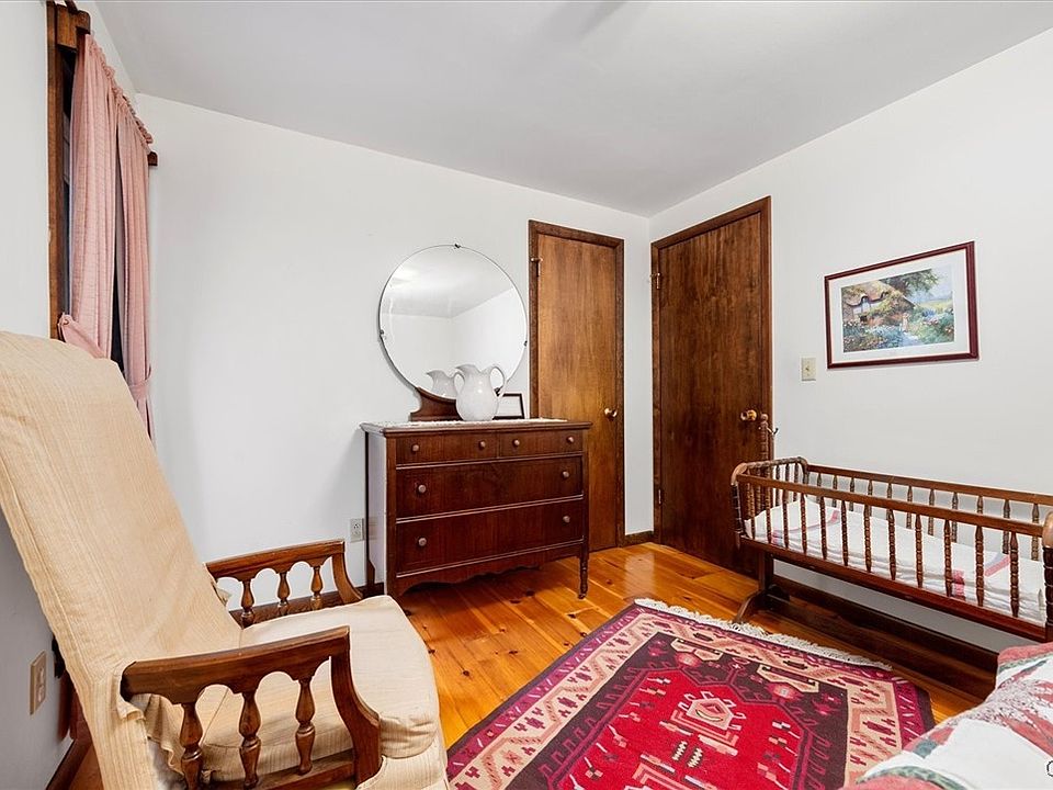Old Forge, New York, 13420, United States, 8 Bedrooms Bedrooms, ,3 BathroomsBathrooms,Residential,Forsale,1953160