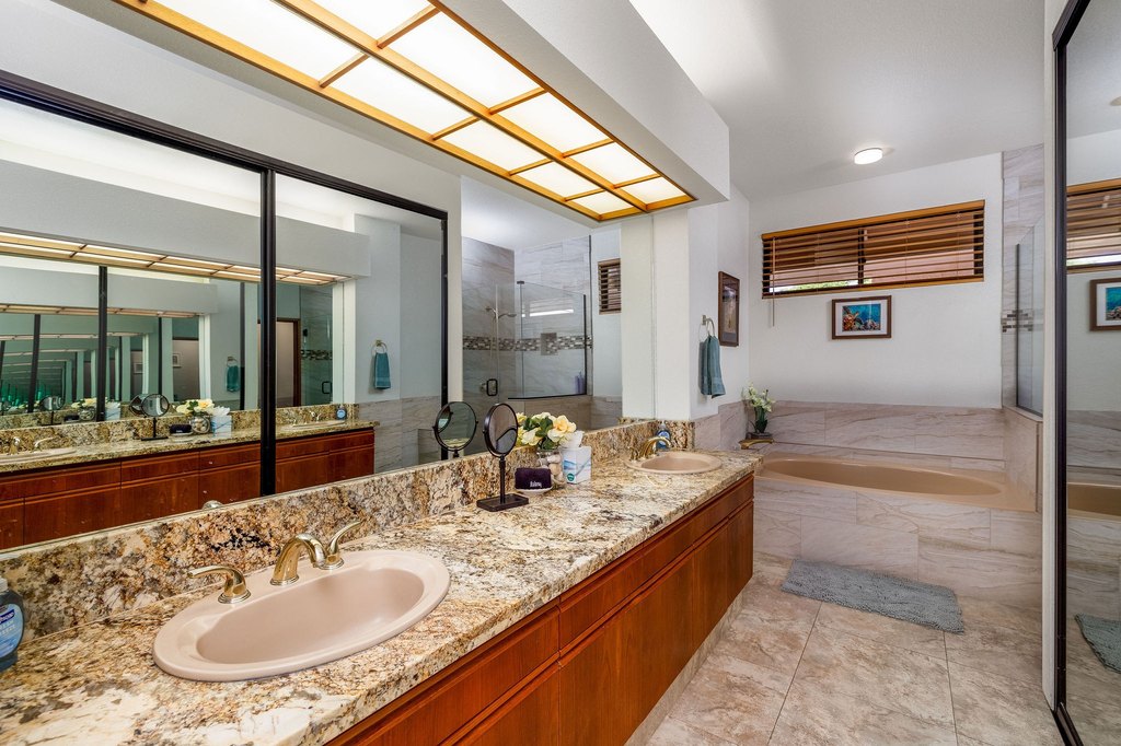 Waikoloa, Hawaii, 96738, United States, 2 Bedrooms Bedrooms, ,2 BathroomsBathrooms,Residential,Forsale,1989837